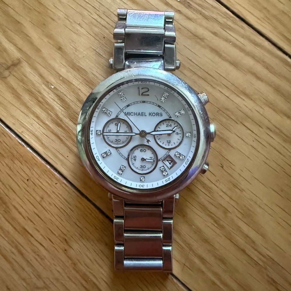 Michael Kors Women's Chronograph Parker Watch 39mm MK57 (Needs New Battery)